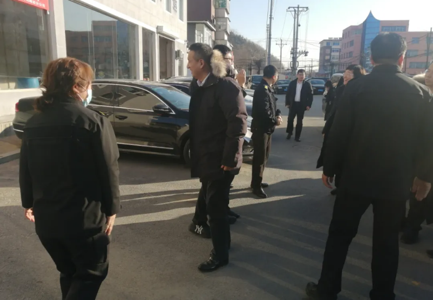 鞍勤集團黨委下基層、聽民意，助推企業(yè)高質(zhì)量發(fā)展