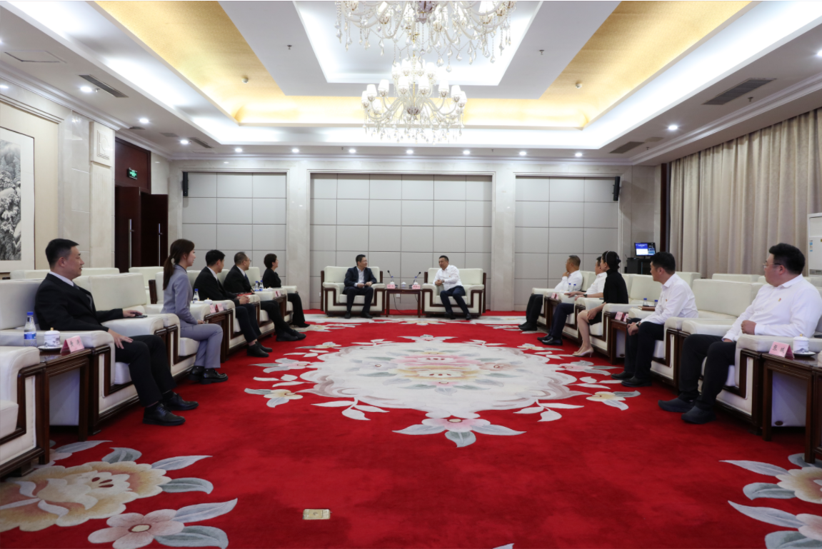 鞍勤、溫泉、公服集團(tuán)與招商銀行簽訂戰(zhàn)略合作協(xié)議！銀企合作譜新篇